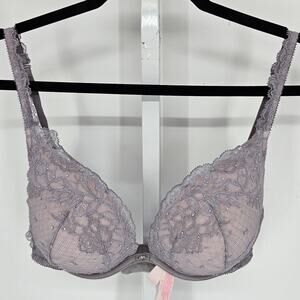 Victorias Secret Sz 34DD Padded Push Up Bra Light Purple Lace w/ Rhinestones